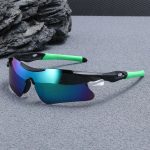 Sports Tactical Photochromic Cycling Sunglasses Windproof gallery 04